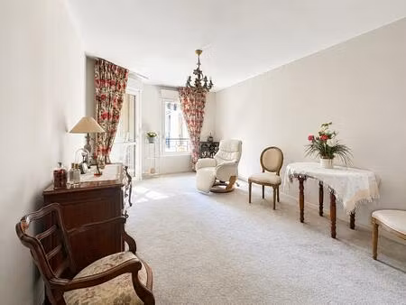 intra muros - appartement résidence services seniors - t2