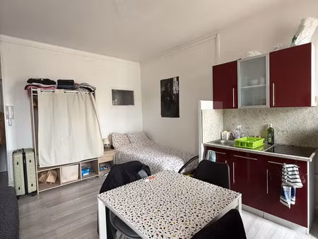 quartier charles iii  centre-ville de nancy  studio en très bon état