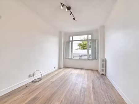 2 pièces entièrement rénové