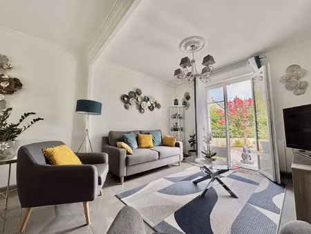 la riche - jolie maison t5 avec jardin et garage - 4 chambr