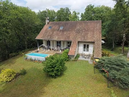 maison de 226 m² à plaimpied-givaudins