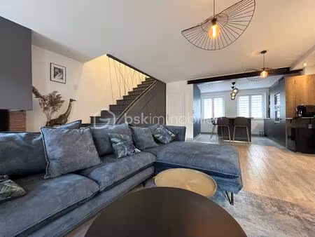 maison de maitre de 95 70 m² à pouzols