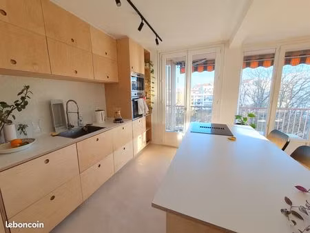 appartement rénové avec balcon - t3/t4 - 86 m²