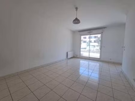 location appartement t1 à nantes centre ville (44000) : à louer t1 / 29m² nantes centre vi