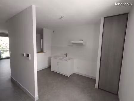 appartement à louer dans le bourg de montsauche