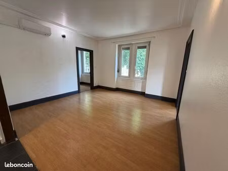 superbes appartements (f3 et f4) rénové - avec climatisation