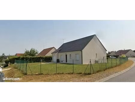 location poulaines