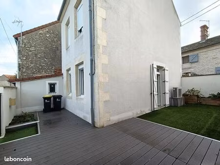 maison 2 pièces 75 m²