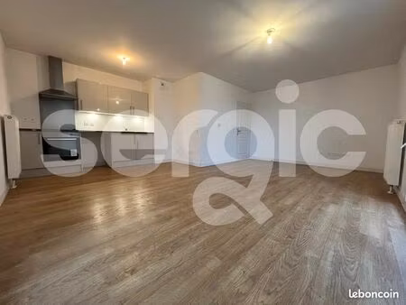 appartement 3 pièces 65 m²