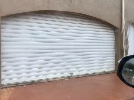 garage à louer