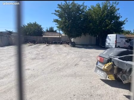 loue terrain stockage châteauneuf-lès-martigues