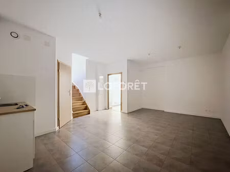 appartement saint-amour 3 pièces 62.79 m2