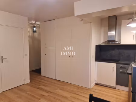 studio meuble avec place de parking
