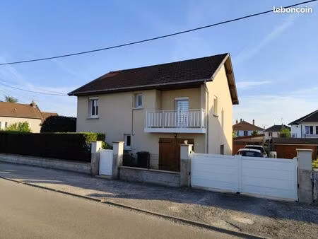 maison 5 pièces 106m2