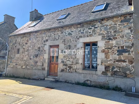 maison t3 pierre et dépendances.
