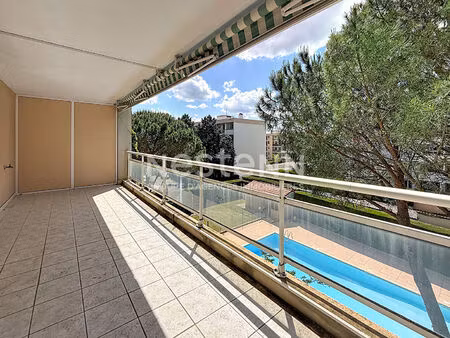 grand appartement t3 avec 2 chambres traversant terrasses piscine - 69500 bron