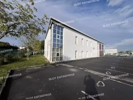 vente bureaux 700 m²