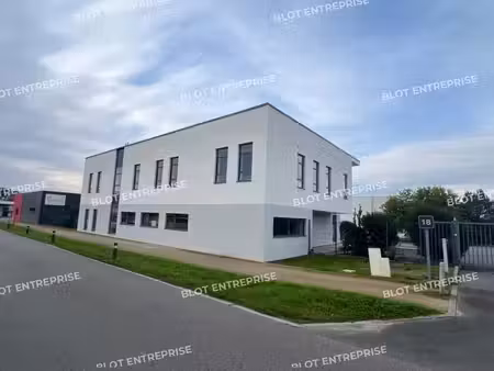 vente bureaux 650m²