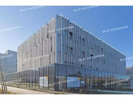 location bureaux 290 m²