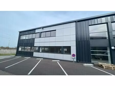 location bureaux 142 m² à 925 m²