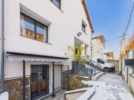 maison de prestige – rénovation intégrale – finitions haut de gamme – insert – climatisati
