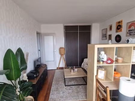 studio meublé avec balcon  parking et cave – saint-denis (93200)