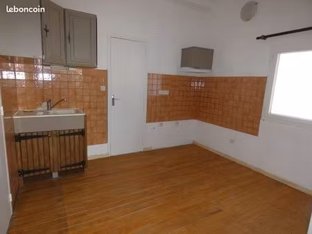 studio 1 pièce 26 m²