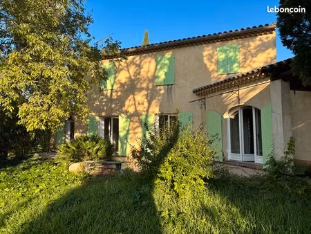 villa 4 chambres