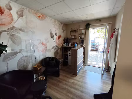 local commercial 3 pièces 30 m² à louer marignane 13700 ? | era immobilier