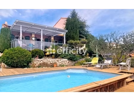 maison 4 pièces - 136 m²