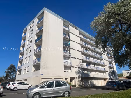 appartement t3 avec ascenseur  balcons et garage