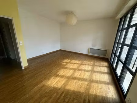location bureaux 94 m²