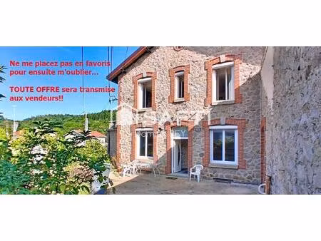 maison de ville  plein centre  environ 167m² habitables  plus garage