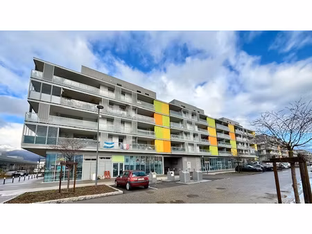 exclu : t3 71m2 avec balcon et garage double en ss sol 01630