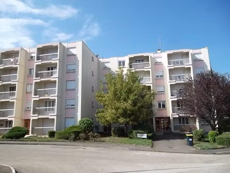 f4 avec garage à proximité du centre de villars