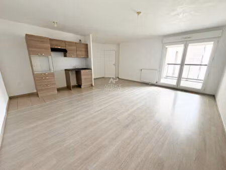 appartement cergy 3 pièce(s) 68 m2