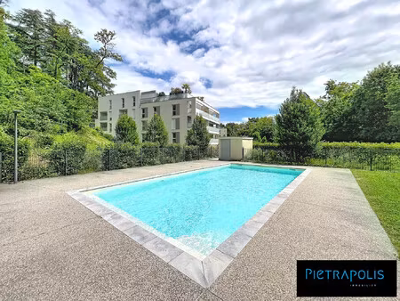 t3 récent - balcon - garage et cave - résidence avec piscine