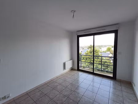 appartement 2 pièces 26 m² à louer onet-le-château 12850 ? | era immobilier