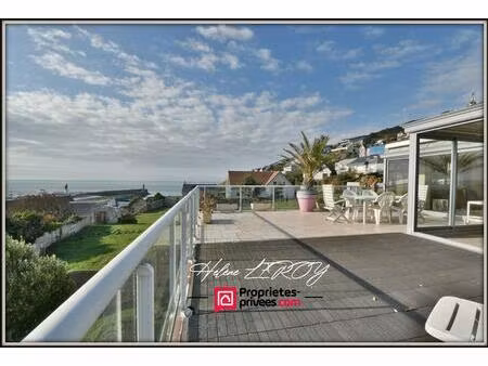 grande demeure familiale avec vue panoramique sur fécamp et la mer