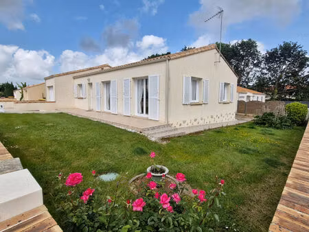 maison 2002 les achards -2 chambres -dpe c