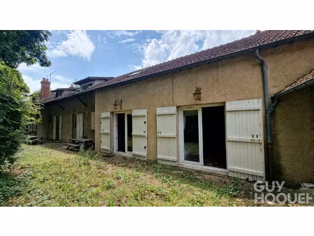 domaine des clauselais  maison familiale avec jardin privatif dans un environnement privil