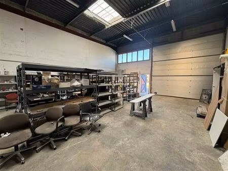 location local d'activités vernouillet 800 m²