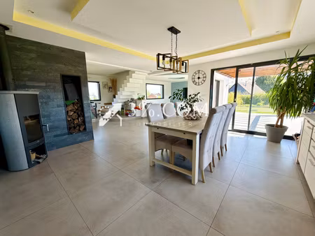 pavillon individuel de 181m² 4 chambres