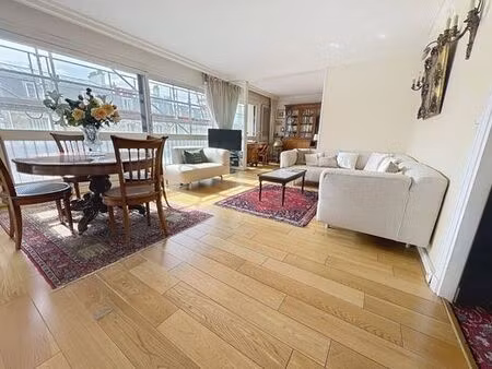 appartement de luxe de 98 m2 en vente garches  île-de-france