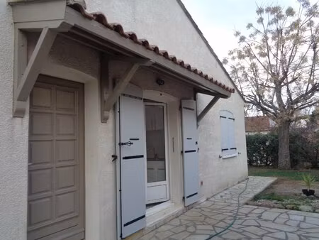 location maison 4 pièces 81m² corneilhan 34490