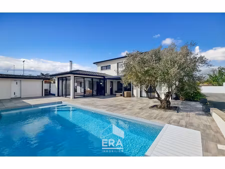 maison 6 pièces 205 m² à vendre / acheter saint-médard-en-jalles 33160 ? | era immobilier