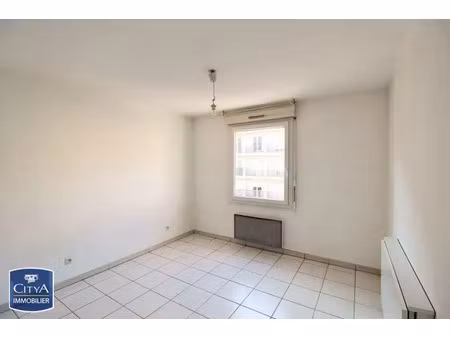 appartement à louer 1 pièce 19 m² - aix-en-provence (13) - 521€
