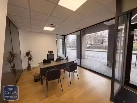 local commercial à louer - chambéry (73) - 1 710€