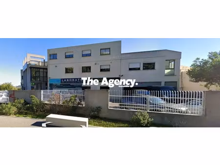 location commerce 3 pièces 191 m² à marseille 9 (13009)