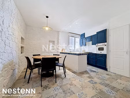 maison de village rénovéen au coeur de névian